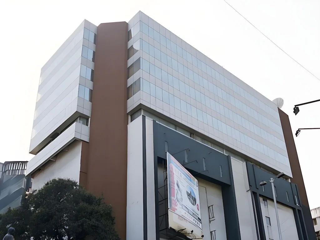 Hotel Aurora Towers