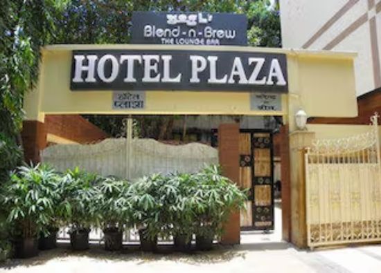 Hotel Plaza, Chembur