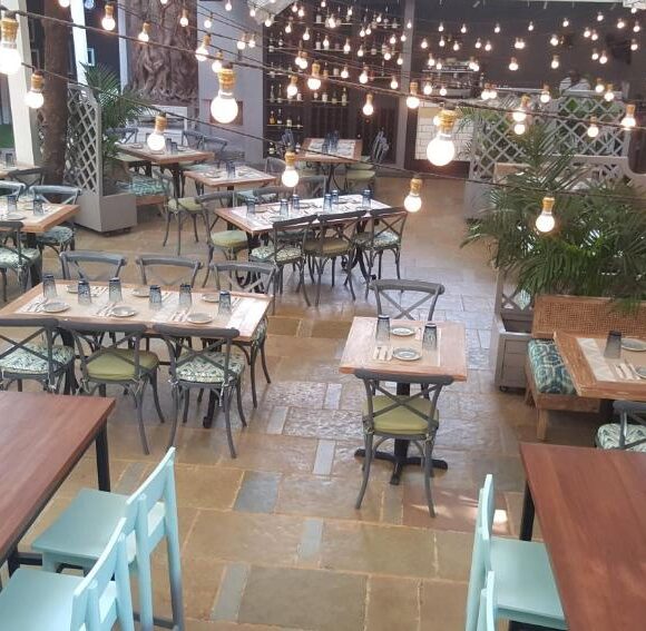 Le Sutra Hotel, Khar West